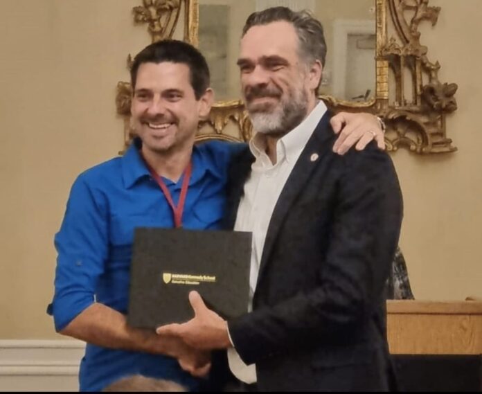 Antal Borcsok recibe reconocimiento en Estados Unidos
