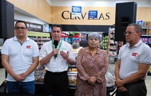 Mega Distribuidora Avícola certifica inocuidad en Supermercados La Colonia