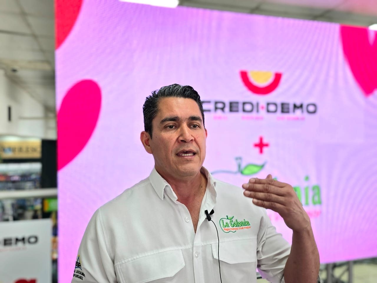 Harold Lovo, Gerente de Mercadeo de Supermercados La Colonia