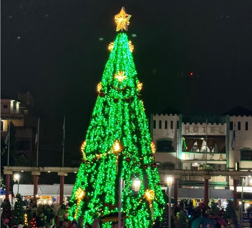 Siguatepeque brilla con el espíritu navideño