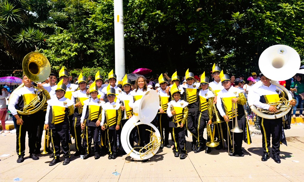 Banda del Guillén Zelaya busca apoyo para representar a Honduras en Italia