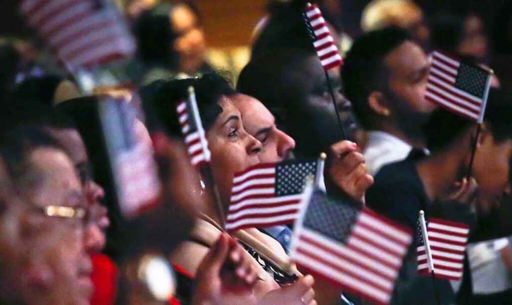 EEUU permite ciudadanía sin inglés a ciertos migrantes