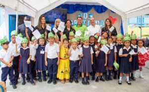 Gracias a clientes de Supermercados La Colonia y Fundación Ficohsa se inauguro centro educativo #20