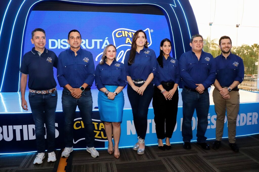 Ejecutivos de Cargill durante la presentación de la marca de embutidos Cinta Azul en Honduras, reafirmando su compromiso con la calidad y la seguridad alimentaria en la región.