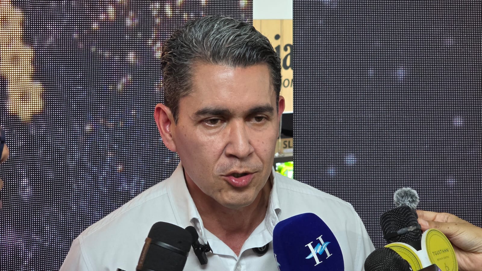 Harold Lovo, gerente de Mercadeo de Supermercados La Colonia